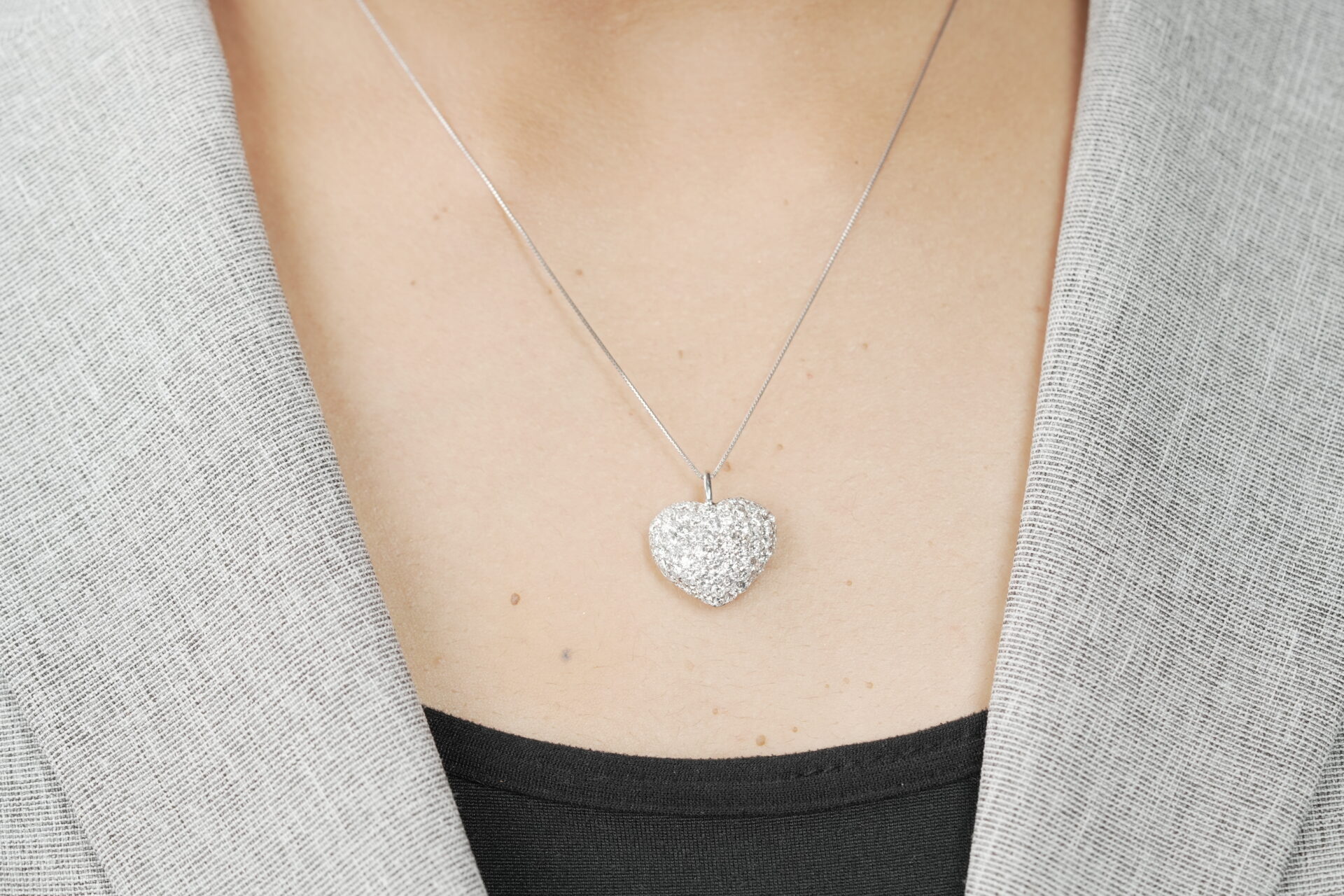 WG Puff Heart Necklace Puff Heart Dia Necklace - Image 1